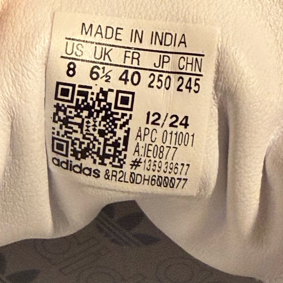 Adidas Samba OG with Baby Blue Accents - Picture 6 of 6